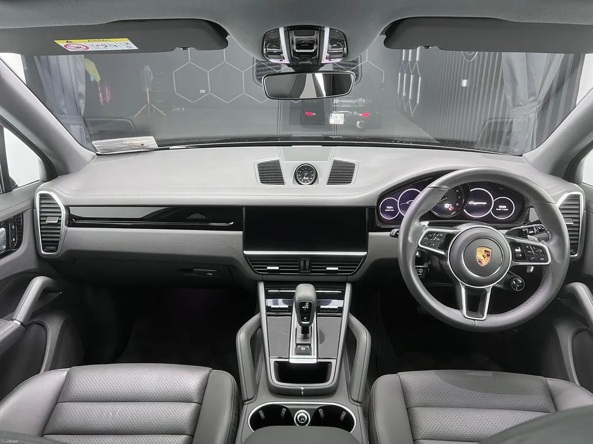 2022 Porshe cayenne 3.0 petrol hybrid 460bhp - Image 5