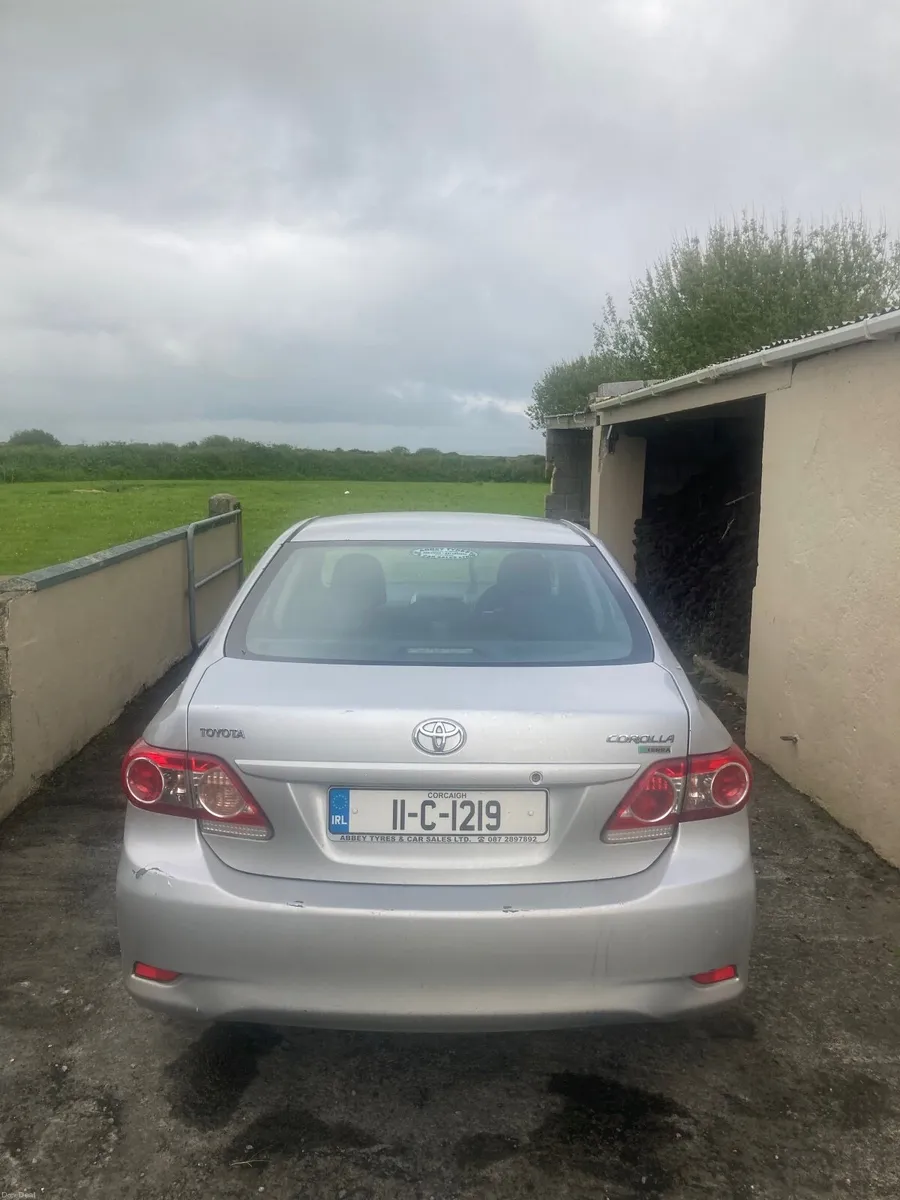 Toyota Corolla 2011 - Image 1