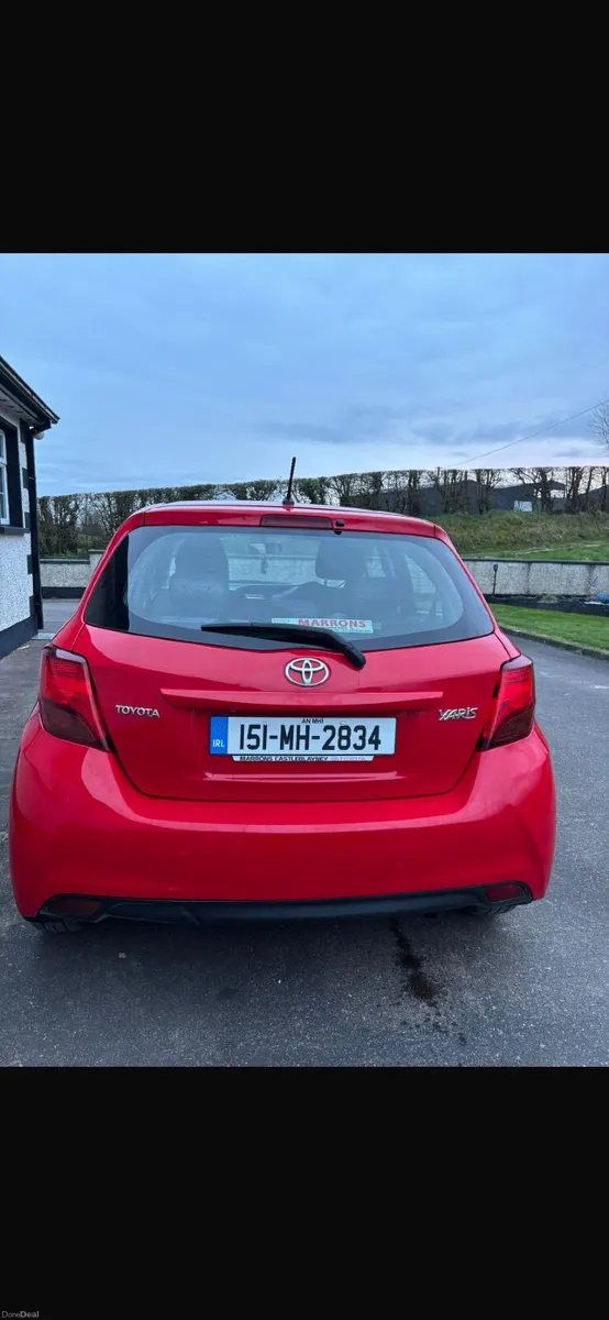 Toyota Yaris 2015 - Image 2