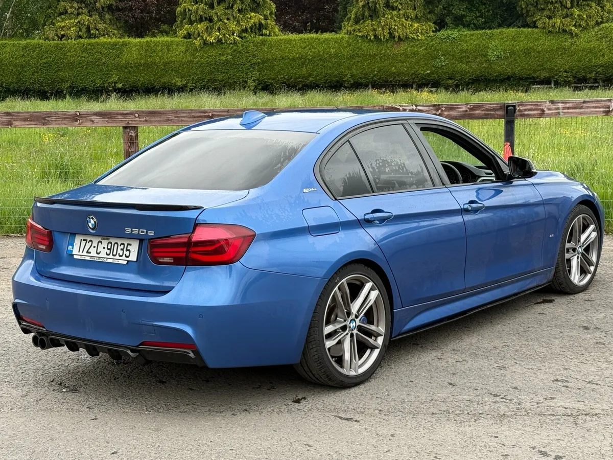 BMW 330e EXCELLENT CONDITION - Image 4