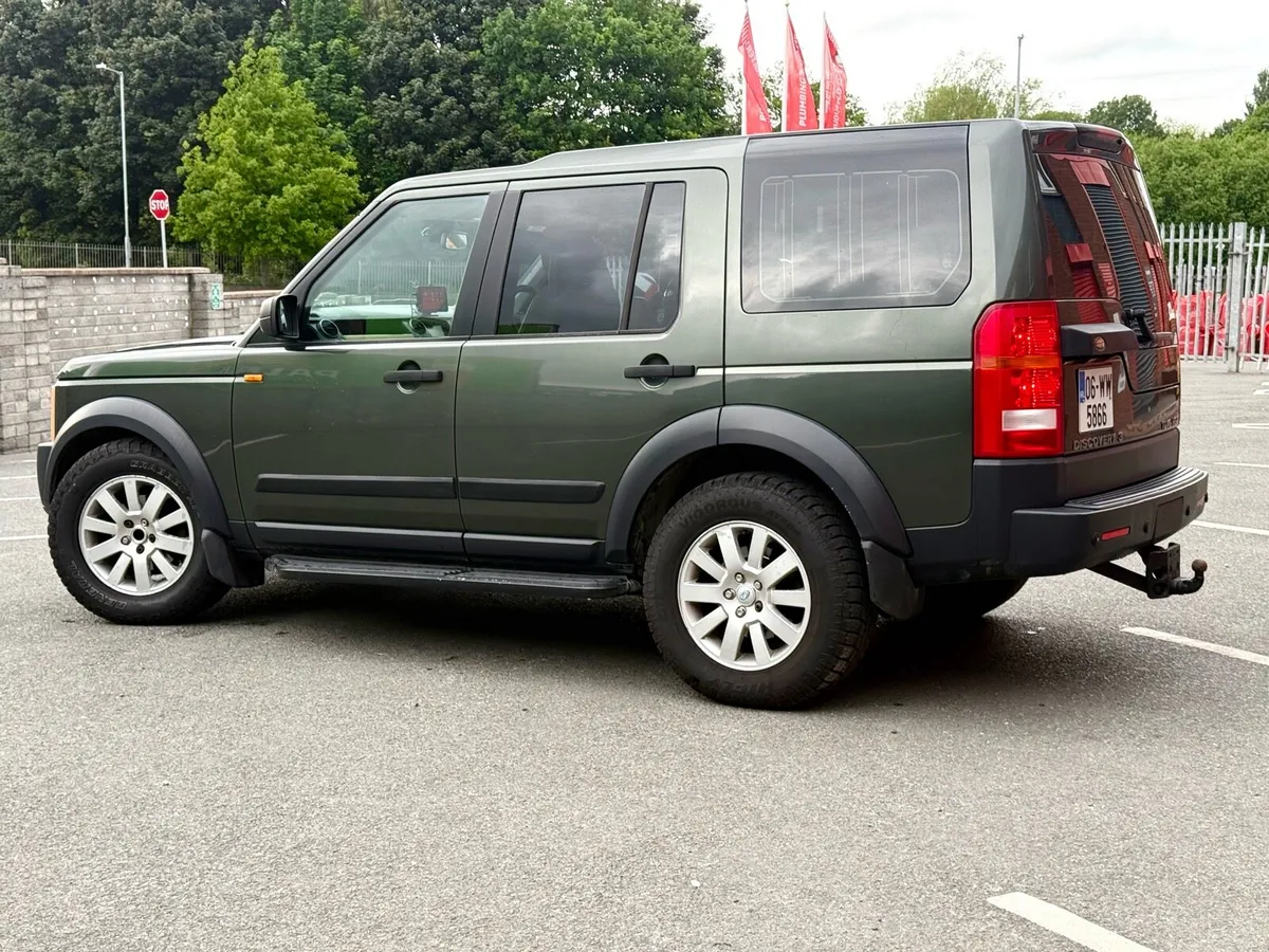 Land Rov Discovery Crew Cab Lovely - Image 3