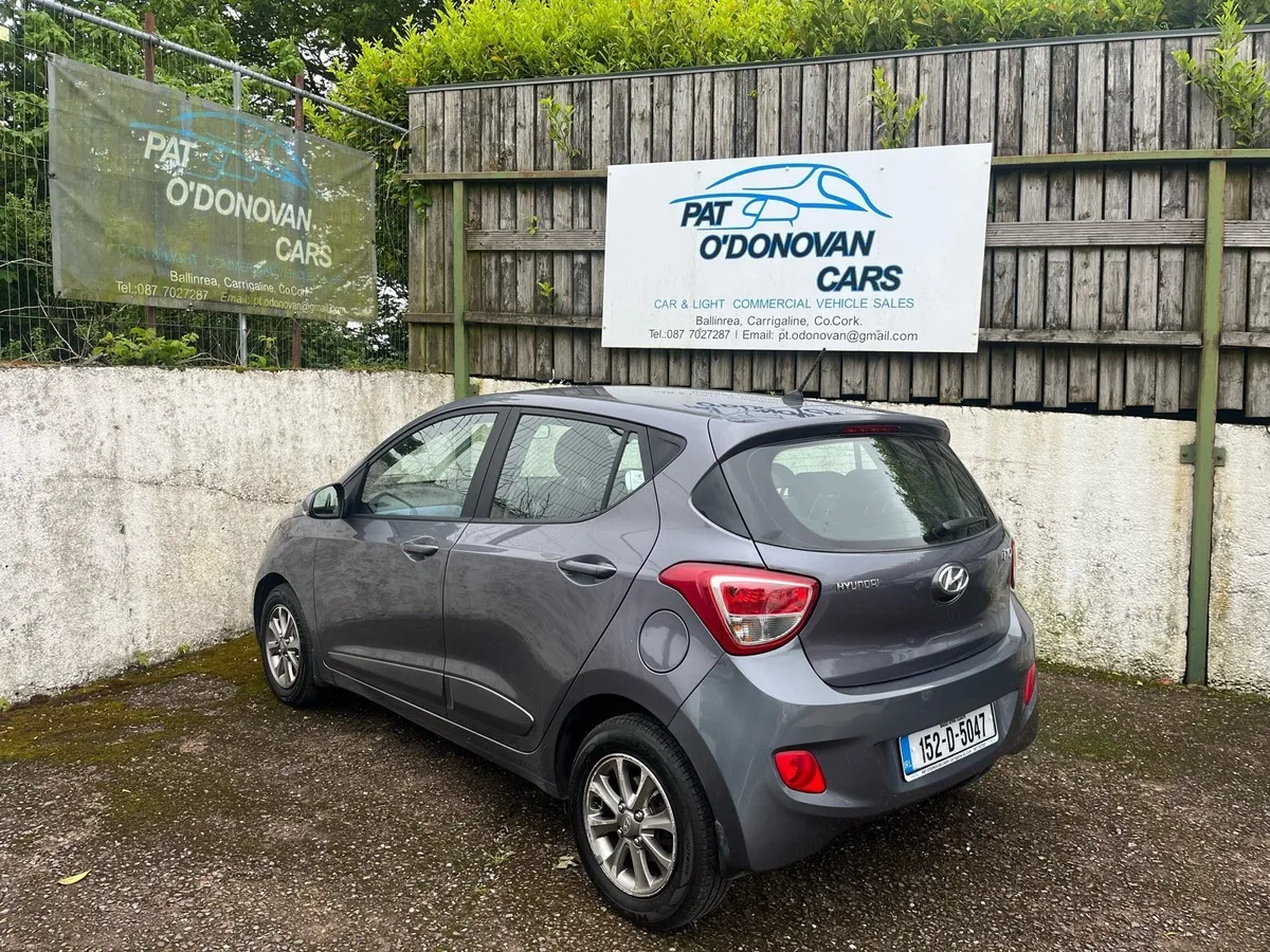 2015 Hyundai i10 Deluxe 1.0 petrol - Image 4