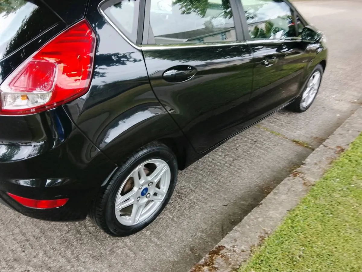 Ford fiesta 1.25 zetec  €4950 - Image 3