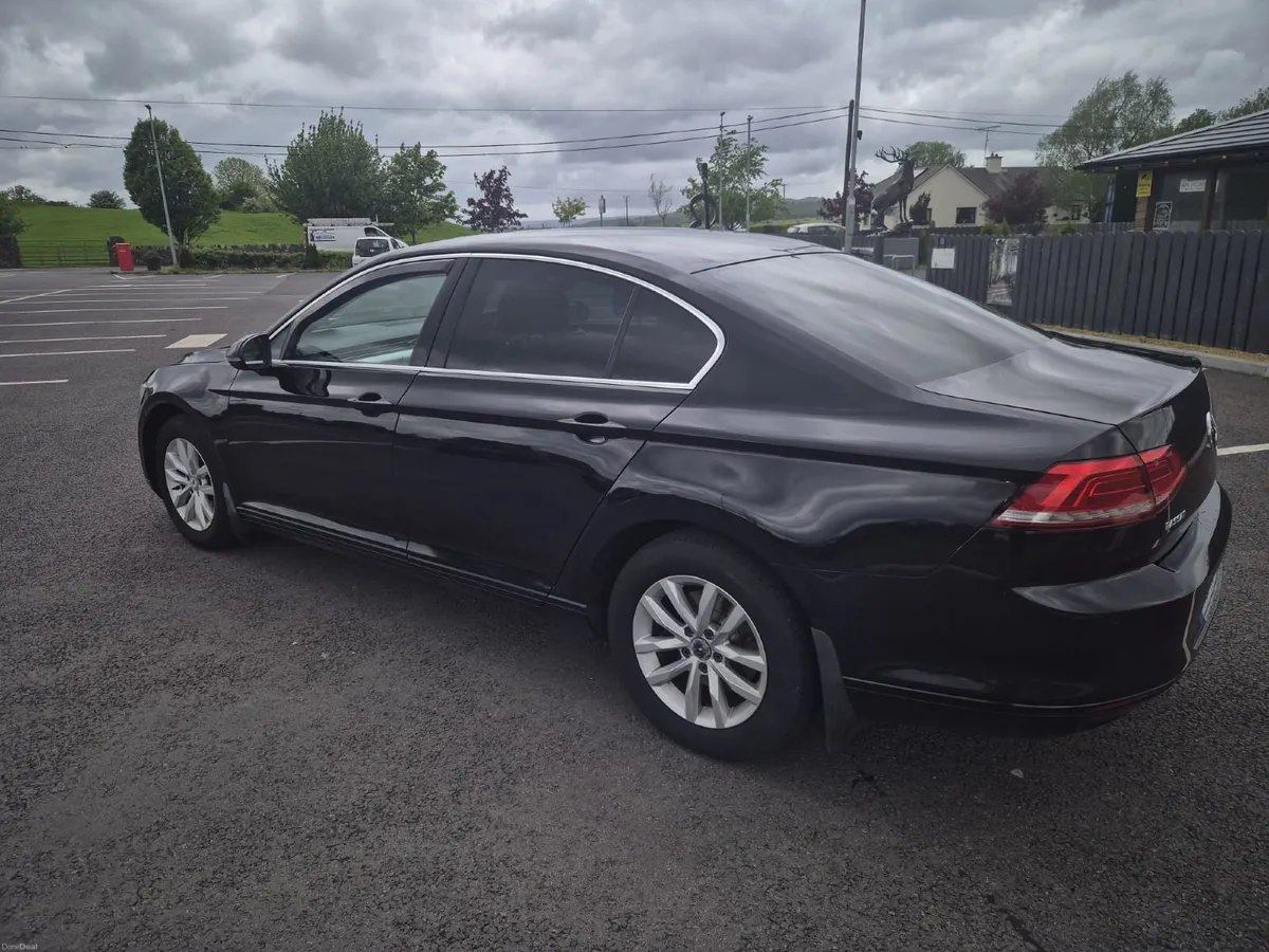 Volkswagen Passat 2015 - Image 1