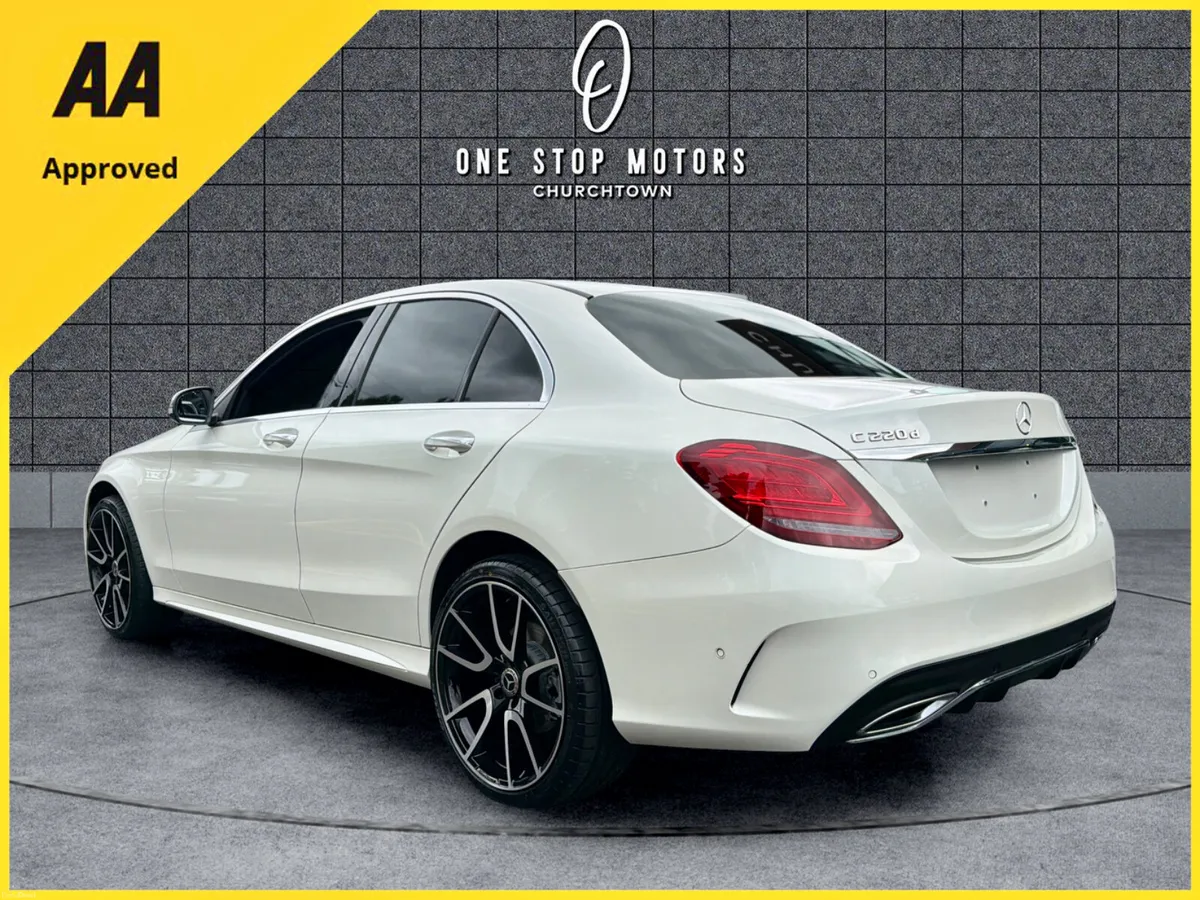 192 Mercedes-Benz C220d *AMG PREMIUM* 68,000KM AUT - Image 3
