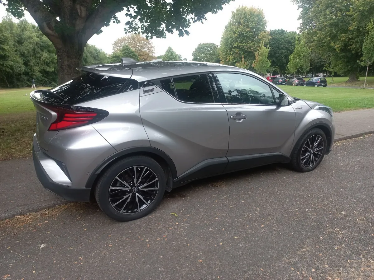 2020 Toyota C-HR Excel, Warranty, Service History - Image 4