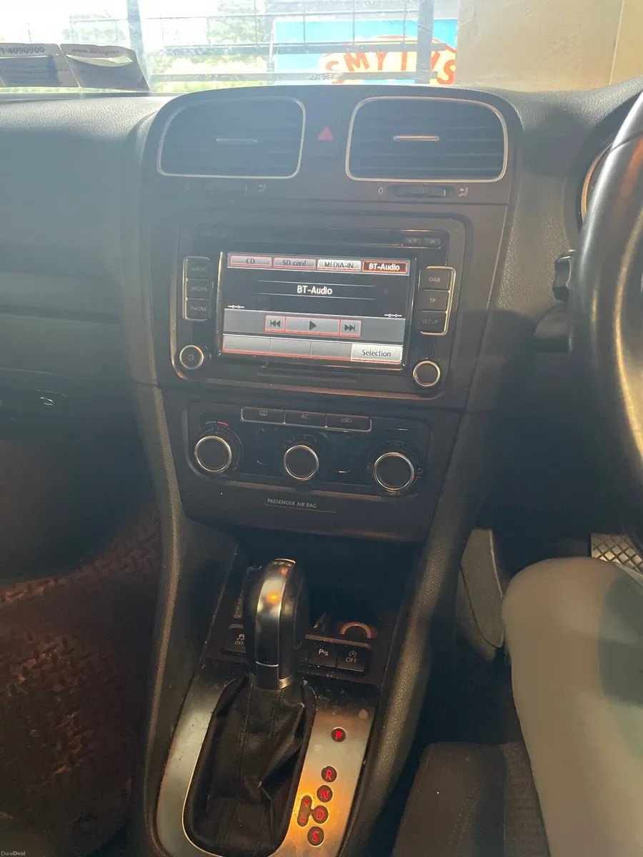 2011 Automatic golf tdi bluemotion - Image 2