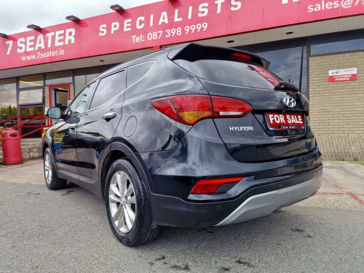 Hyundai Santa Fe PREMIUM 5DR AUTO - Image 4