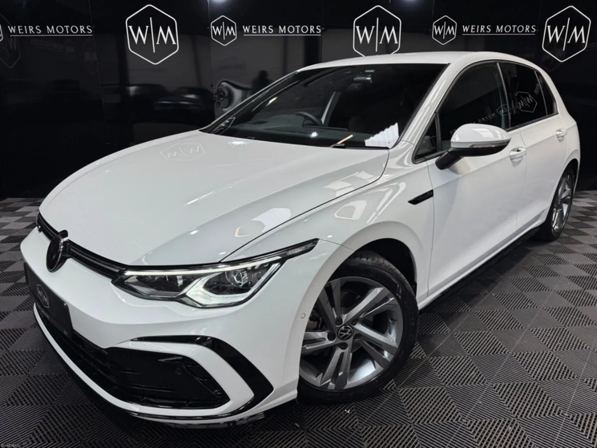 Volkswagen Golf R-LINE//AUTOMATIC//ONLY24,958KM - Image 1