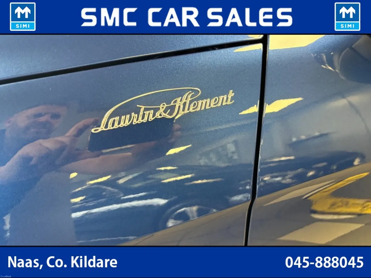 Skoda Superb LAURIN & KLEMENT 2.0 TDI ESTATE 150 B - Image 6