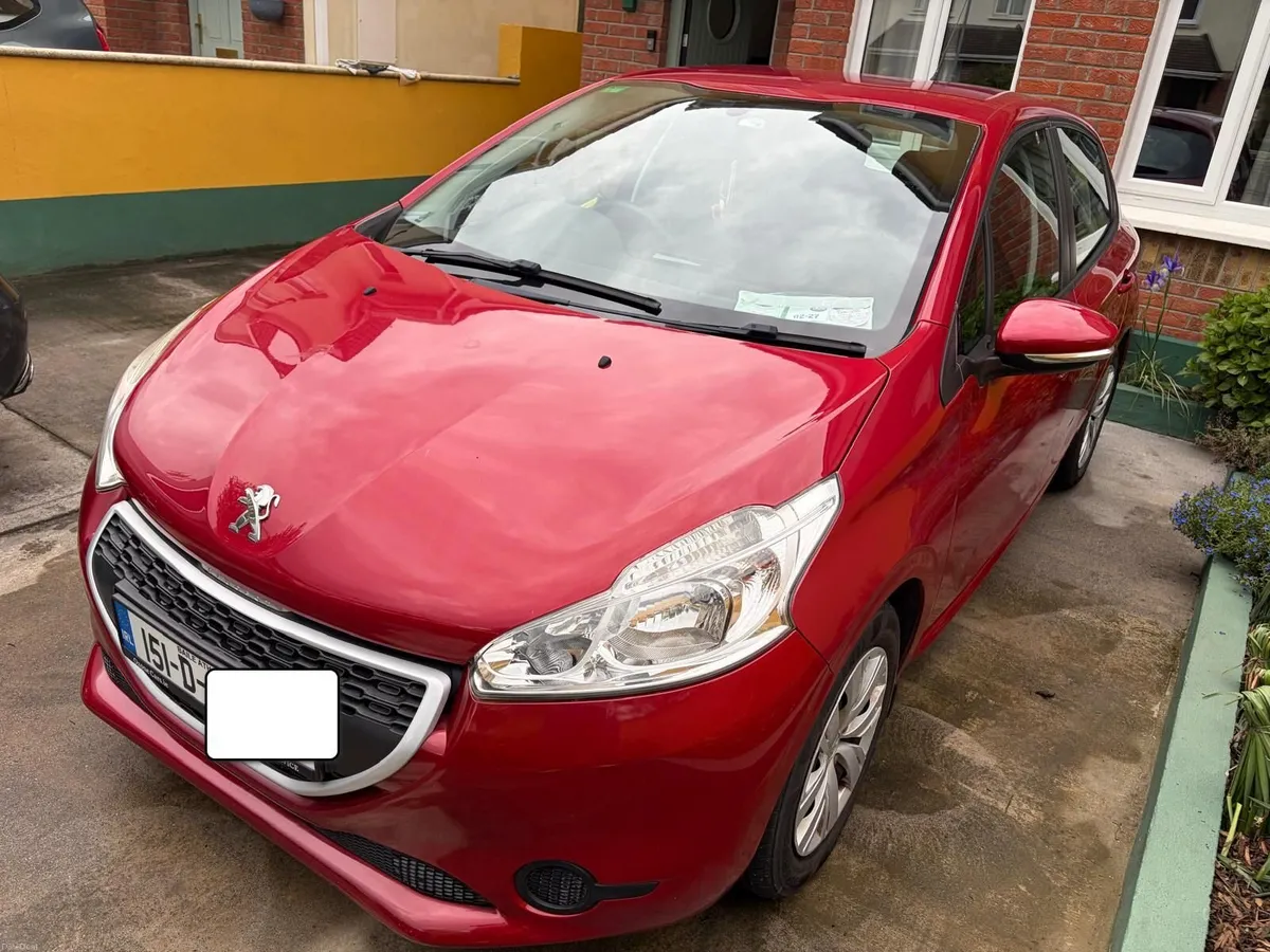Peugeot 208 2015 - Image 2