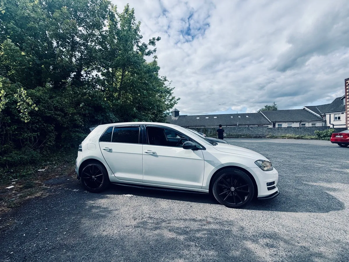VW MK7 Golf 1.4TSi - Highline - Image 4