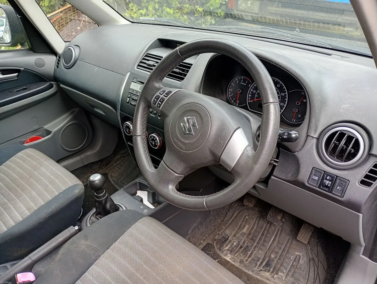 Suzuki SX4 2009 - Image 4