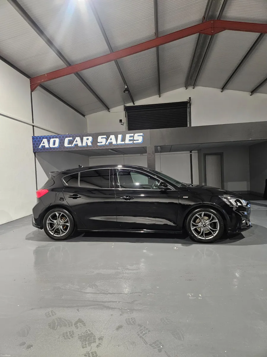 Ford Focus 2019 1.5 tdci St line - Image 4