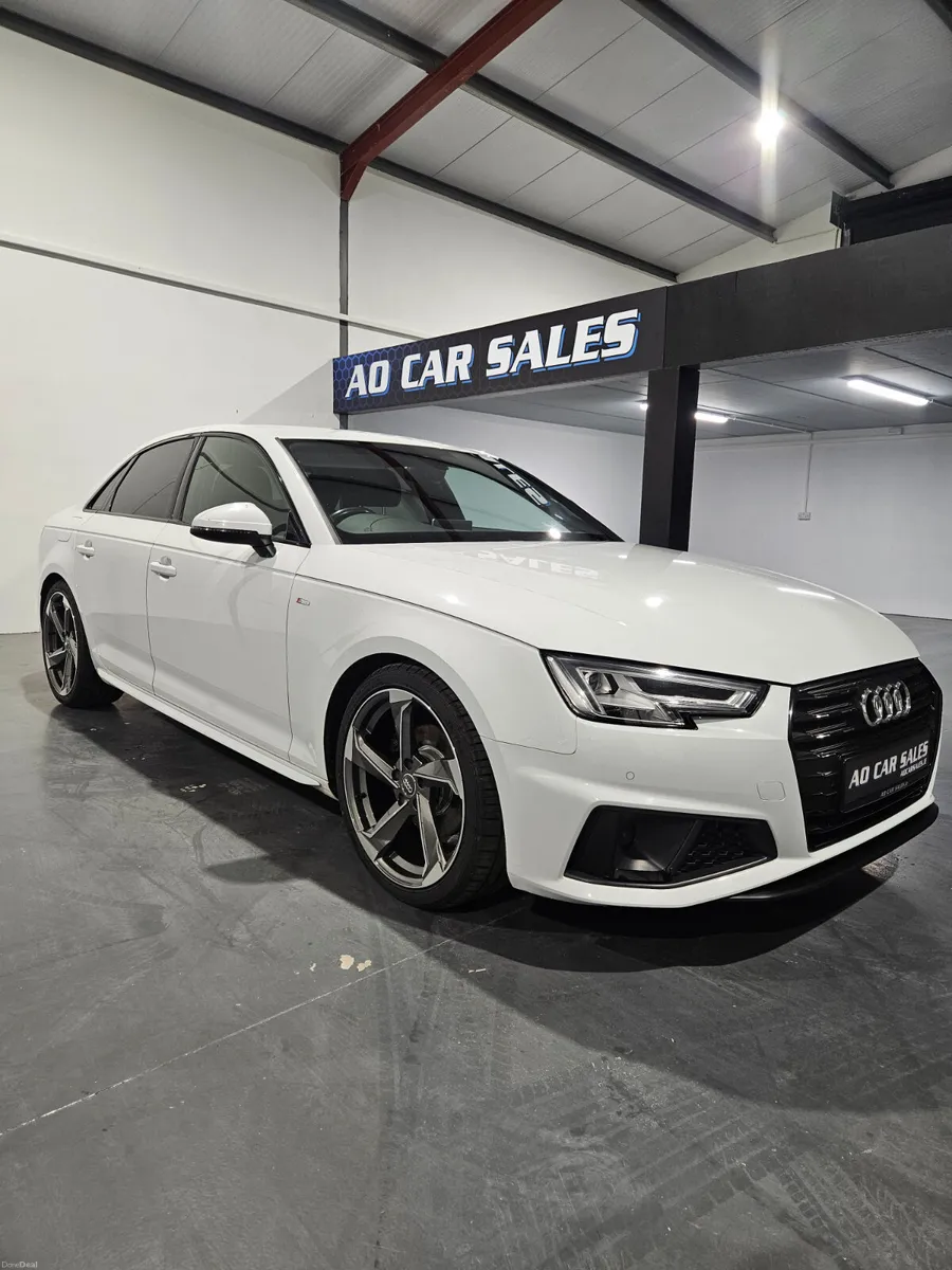 Audi A4 2019 2.0 tdi s line black edition spec - Image 2