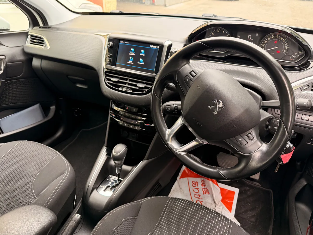 Peugeot 208 2020 1.2 Petrol Automatic - Image 3