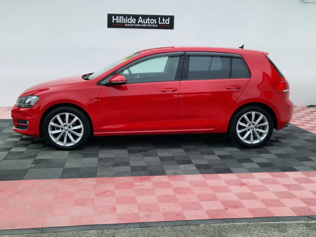 Volkswagen Golf HIGHLINE 1.4 PETROL AUTOMATIC 5DR - Image 6