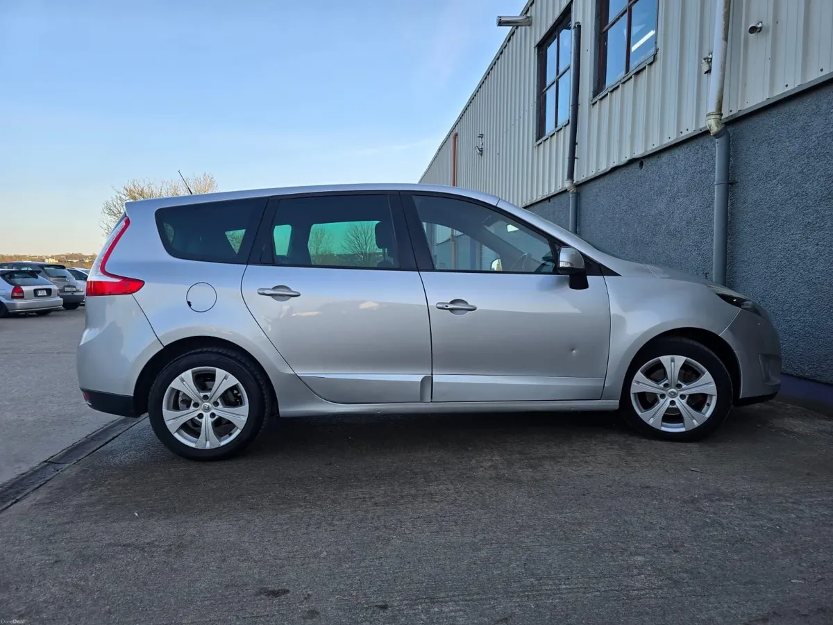 Renault Grand Scenic 2011 - Image 3