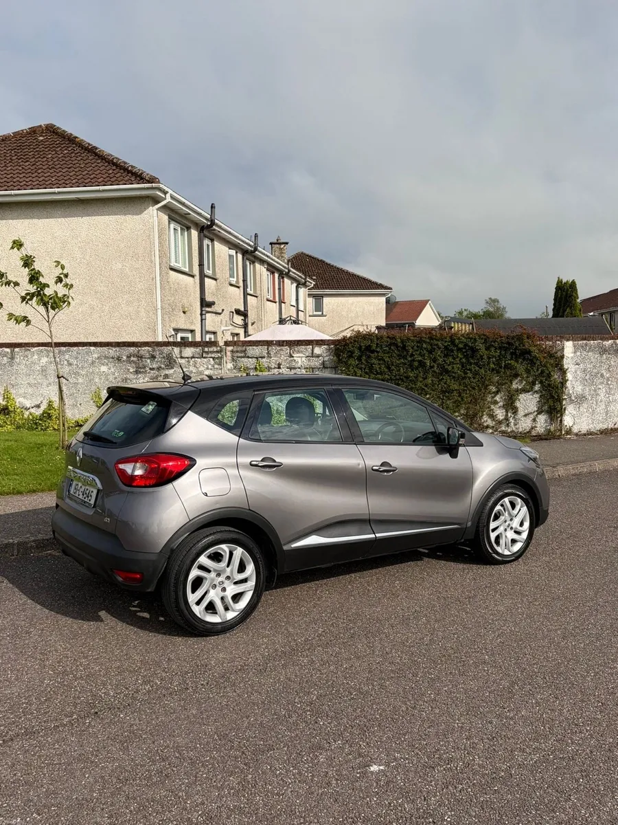 2015 Renault Captur Intense 1.5 dci - Image 5