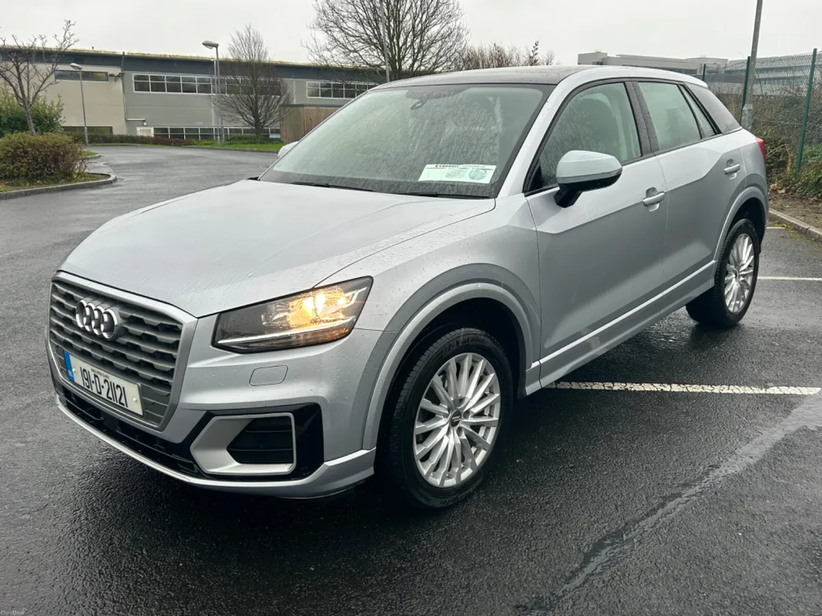2019 AUDI Q3 30 TDI SE 1.6 TDI SUNROOF - Image 4