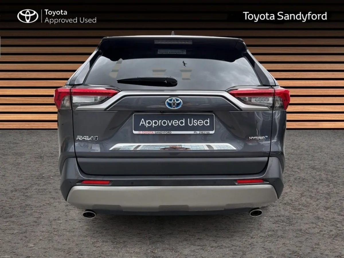 Toyota RAV4 HYBRID SOL // LEATHER HEATED SEATS // - Image 4