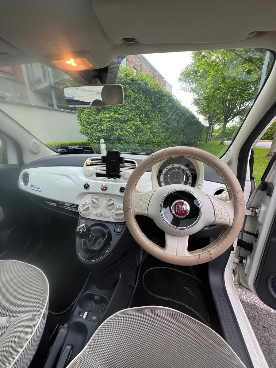 2013 Fiat 500 Lounge // New NCT // Panoramic Roof - Image 3