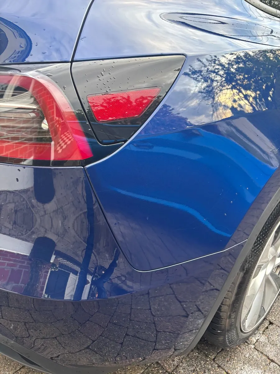 Tesla Model Y 2023 - Image 6