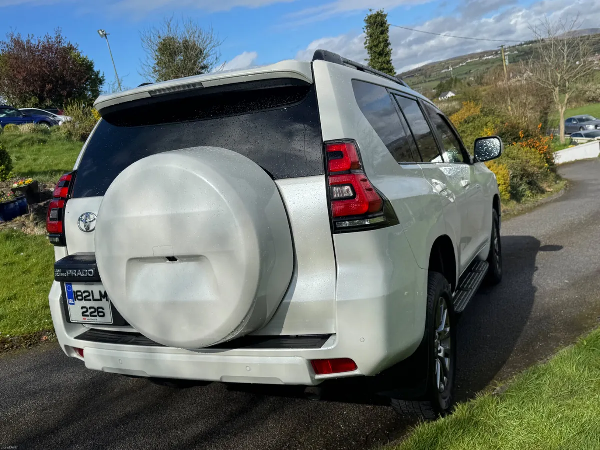 Toyota Land Cruiser 2018 prado 7 seater - Image 4
