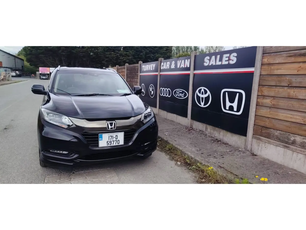 Honda Vezel 1.5 DAA-RU3 5DR AUTO - Image 1