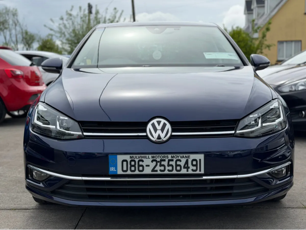 Volkswagen Golf LOW MILEAGE Highline Automatic - Image 2