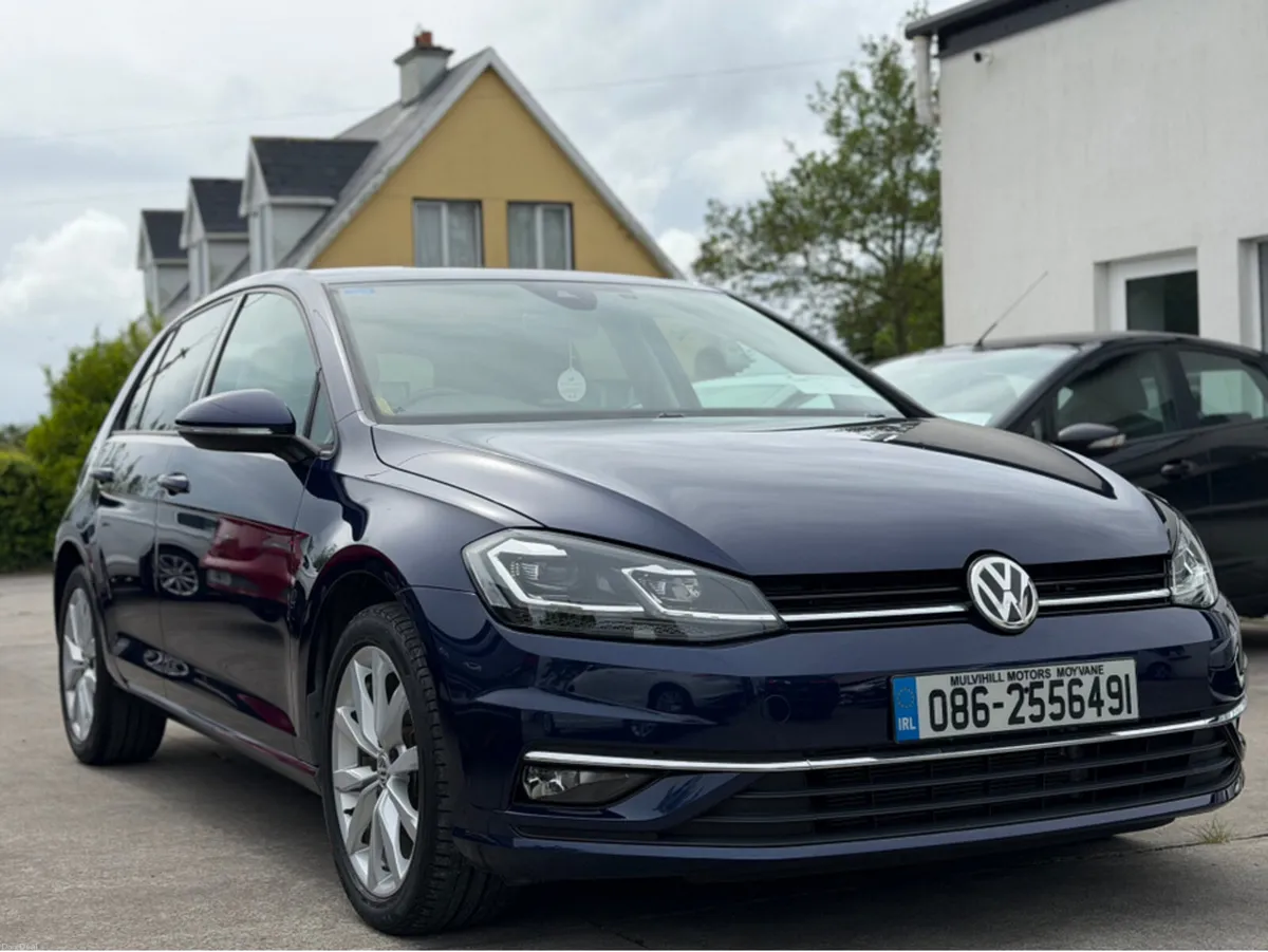 Volkswagen Golf LOW MILEAGE Highline Automatic - Image 3