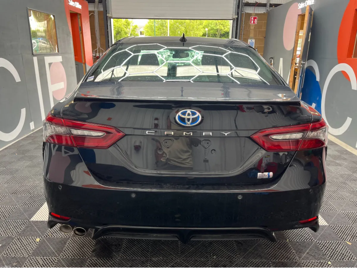 Toyota Camry 2023 TOYOTA CAMRY WS 2.5 AUTOMATIC / - Image 3
