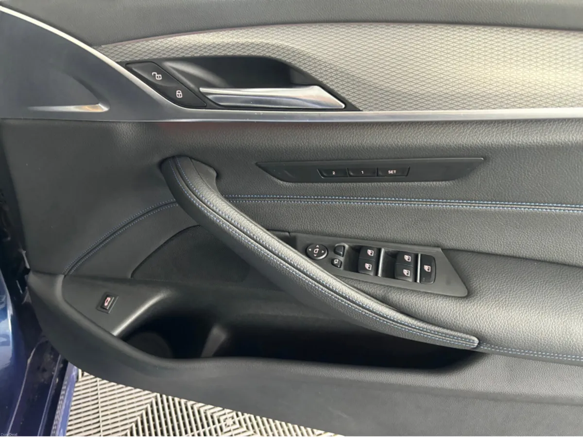 BMW 5-Series BMW 5 SERIES 523D X-DRIVE M-SPORT AUT - Image 6