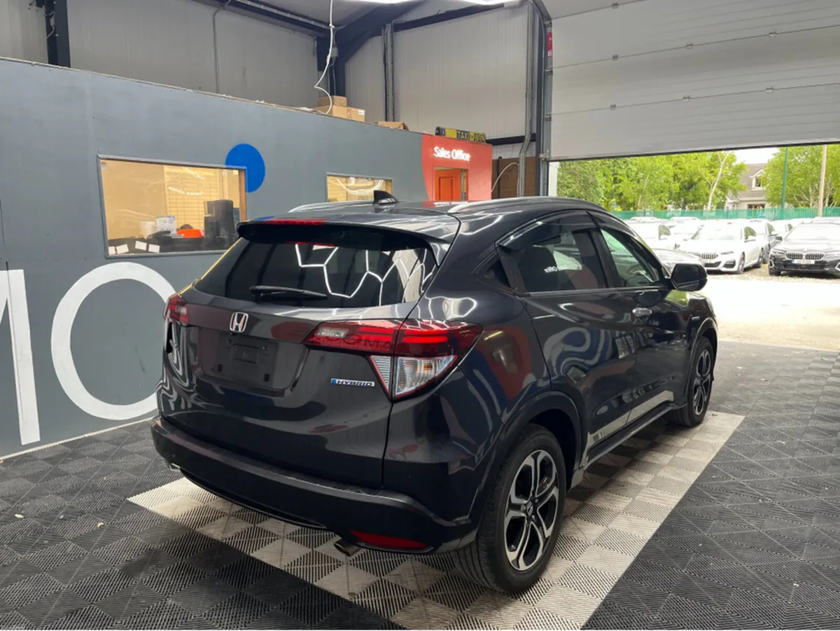 Honda Vezel 2018 HONDA VEZEL 1.5 AUTOMATIC / CRUIS - Image 2