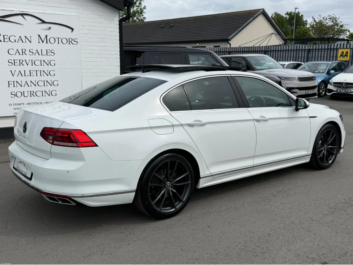 Volkswagen Passat 2.0 TDI 150 BHP R-LINE - Image 3