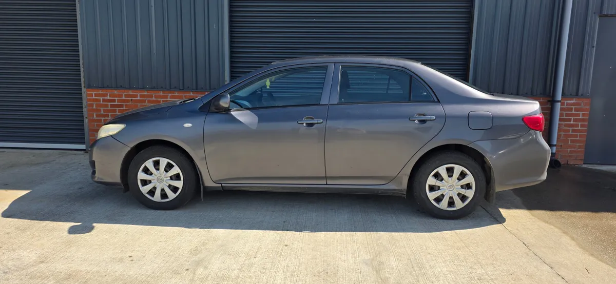 Toyota Corolla 2008 - Image 1