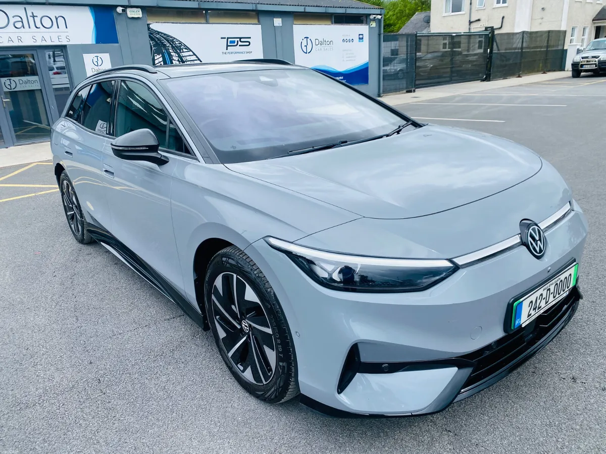 VOLKSWAGEN id7 PRO S MATCH TOURER 86KW 2024 (242) - Image 3