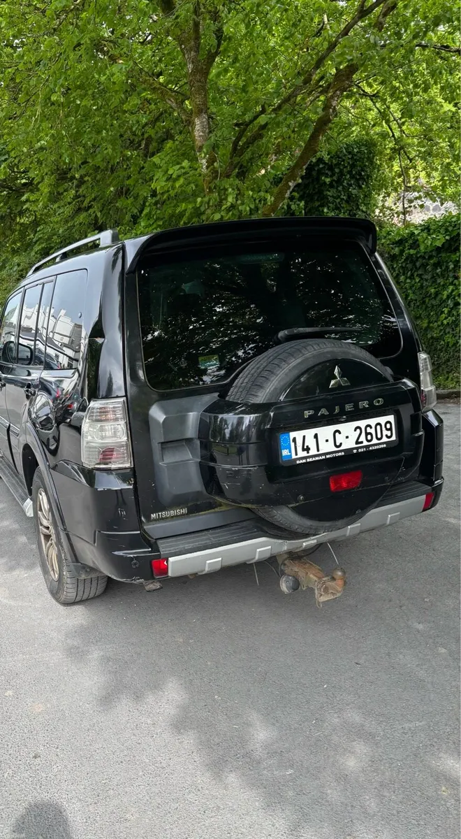 Mitsubishi Pajero - Image 2