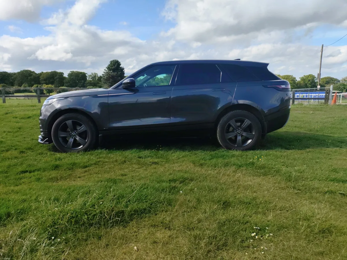 2019 Range Rover Velar R-Dynamic - Image 3