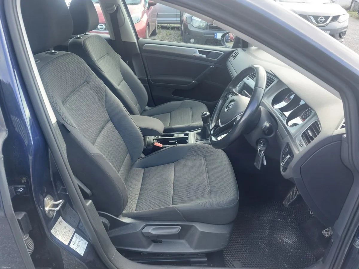 Volkswagen Golf 2015 - Image 2