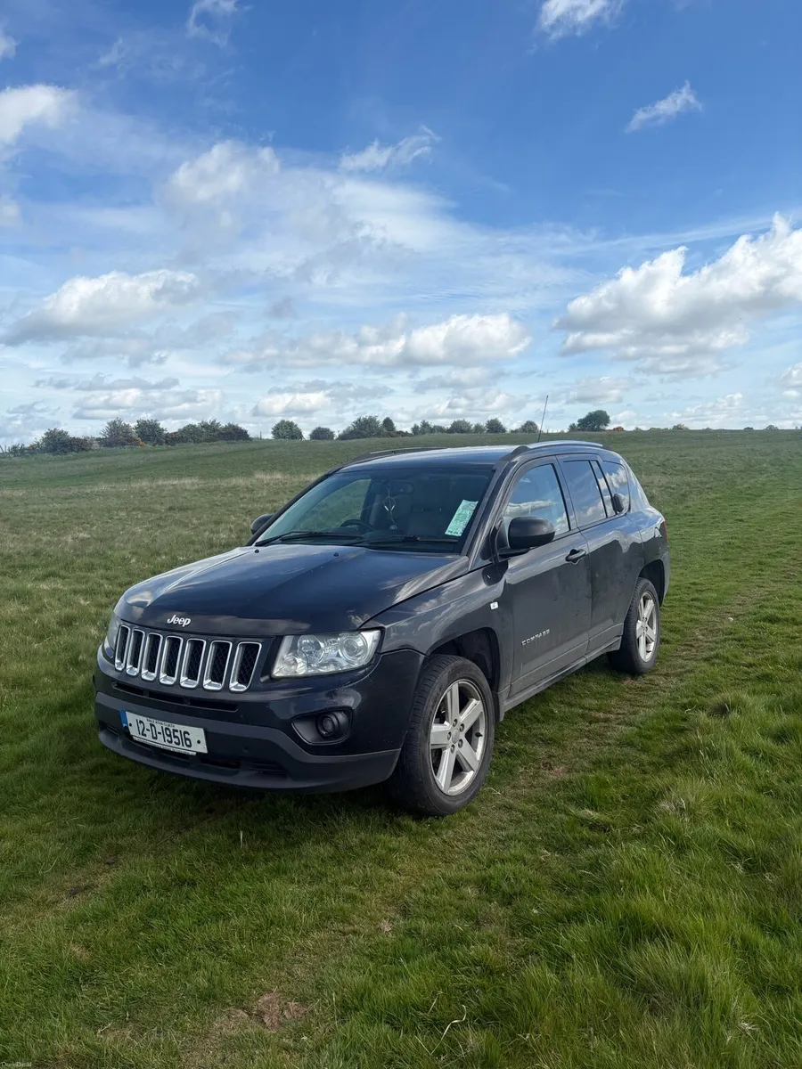 Jeep Compass 4WD - Image 1
