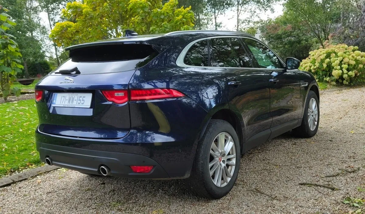 Jaguar F-Pace 3 litre 2017 - Image 3