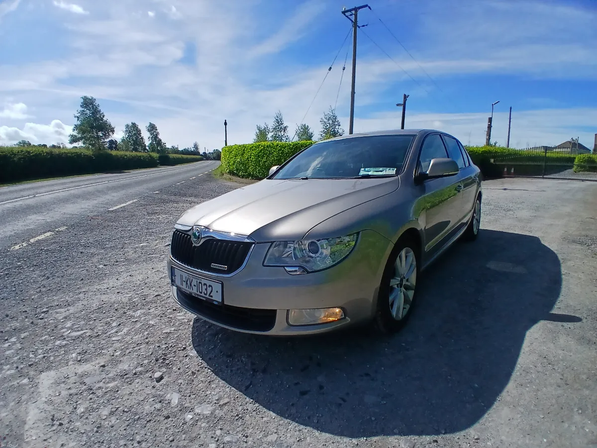 Skoda Superb 2011 nct 02.27 tax 05.27 - Image 5