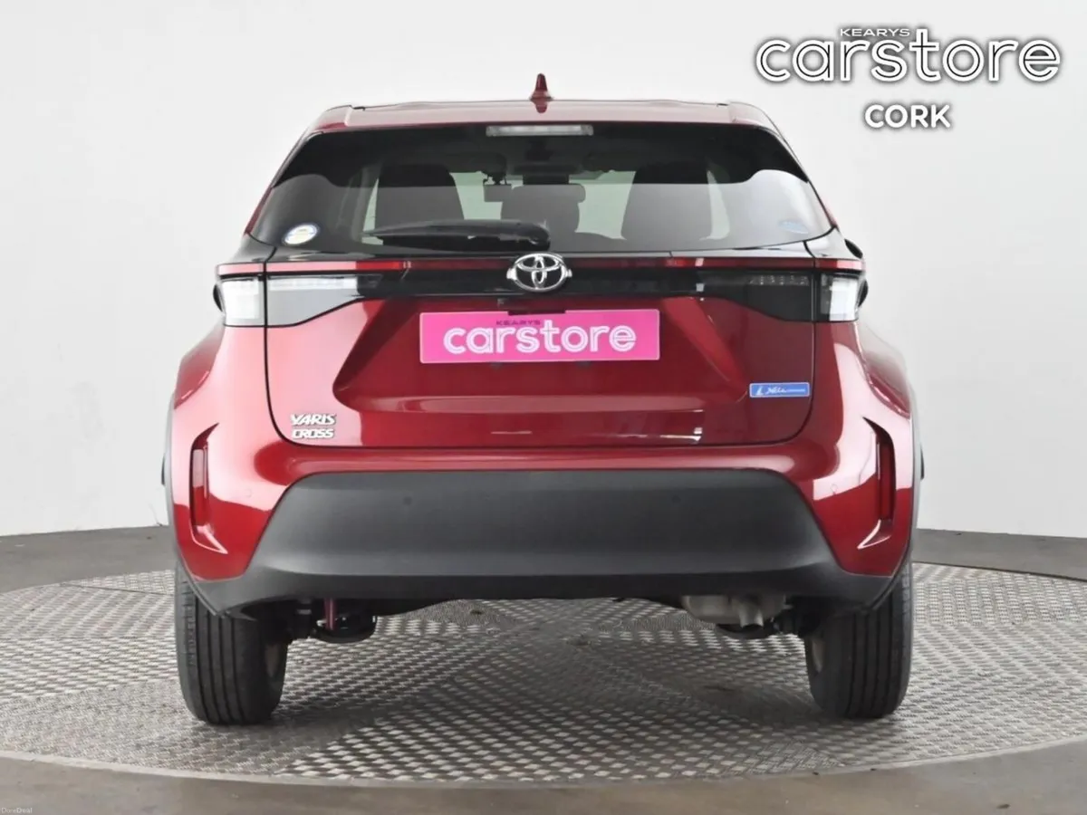 Toyota Yaris Cross 1.5 Hybrid CVT - Image 4