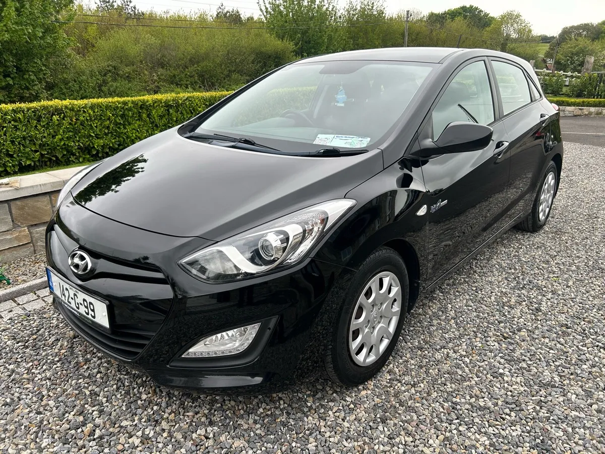 2014 Hyundai i30 classic 1.4 petrol - Image 2