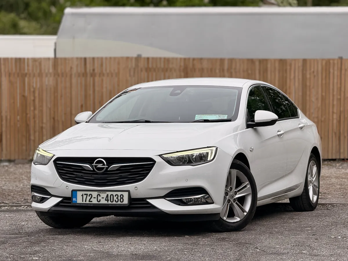 Opel Insignia 2017 1.6 Diesel  NCT LOW KM - Image 1