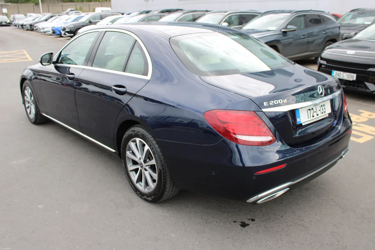 Mercedes-Benz E-Class 2017 - Image 3