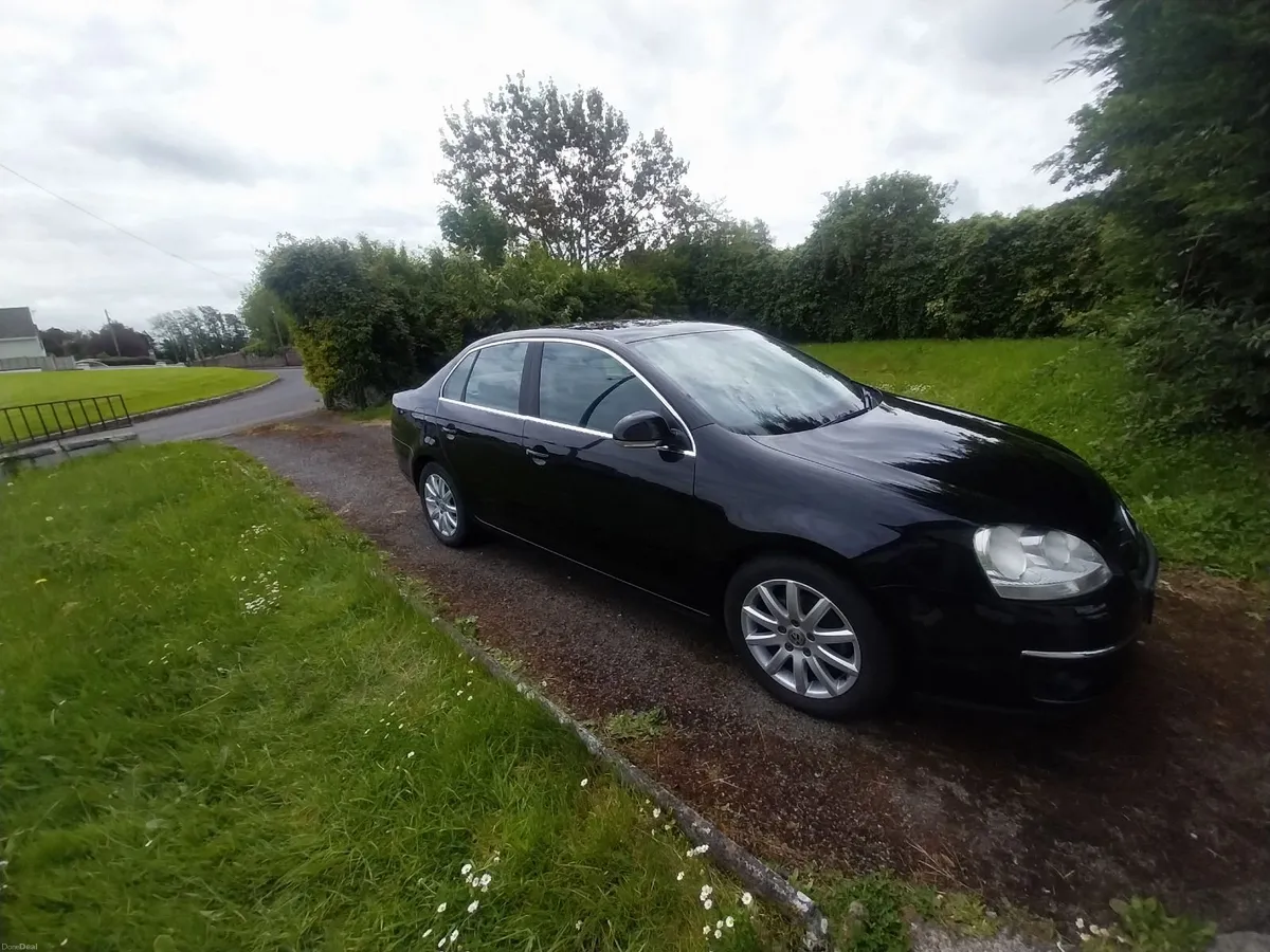 Volkswagen Jetta 2009 - Image 1