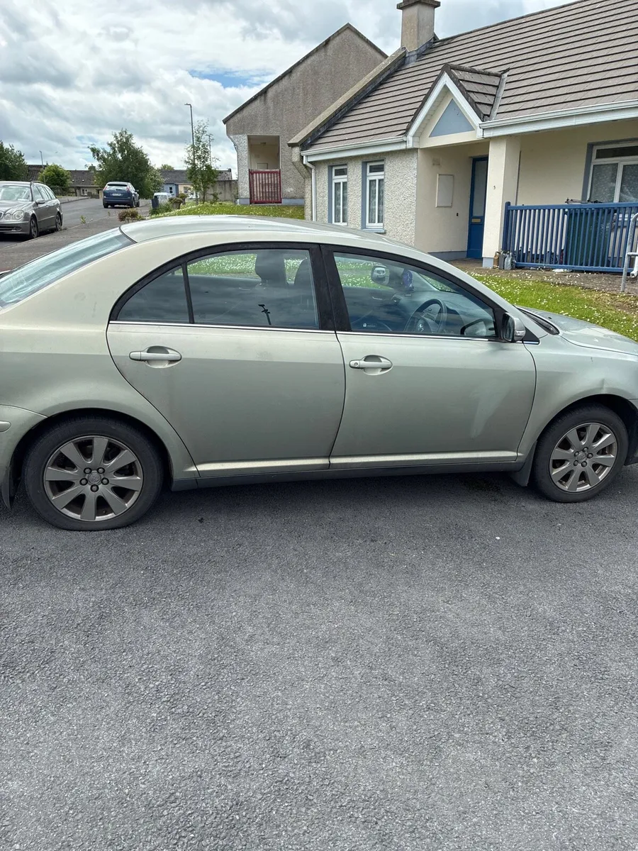 Toyota Avensis - Image 3