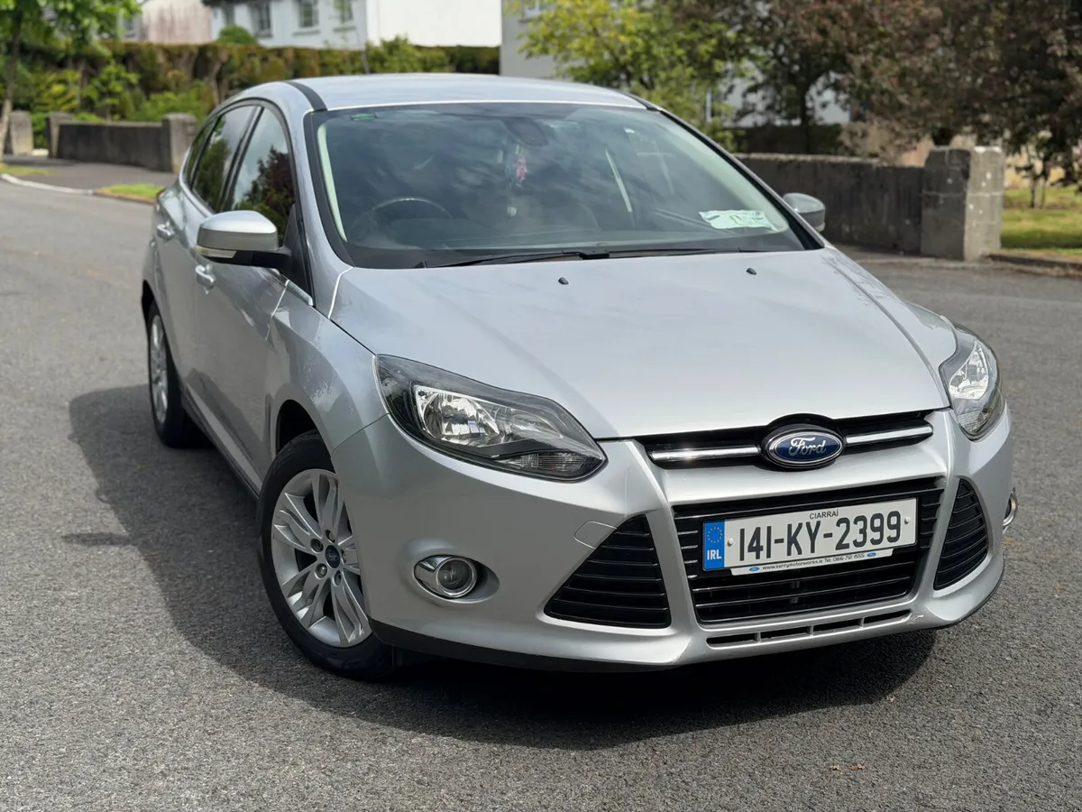 Ford Focus 141/ Tatanium / Full service - Image 3